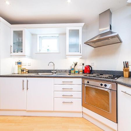 Pass The Keys Delightful Apartment Close To River In Se16 London Exteriör bild
